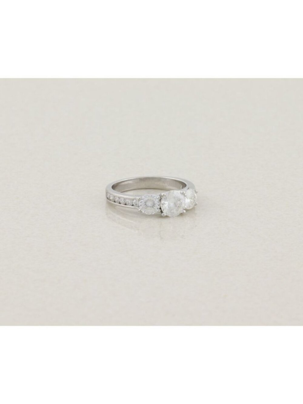 Sterling Silver Lab Created Moissanite Ring Sparkly 8 1/4 Engagement Ring - Picture 4 of 9